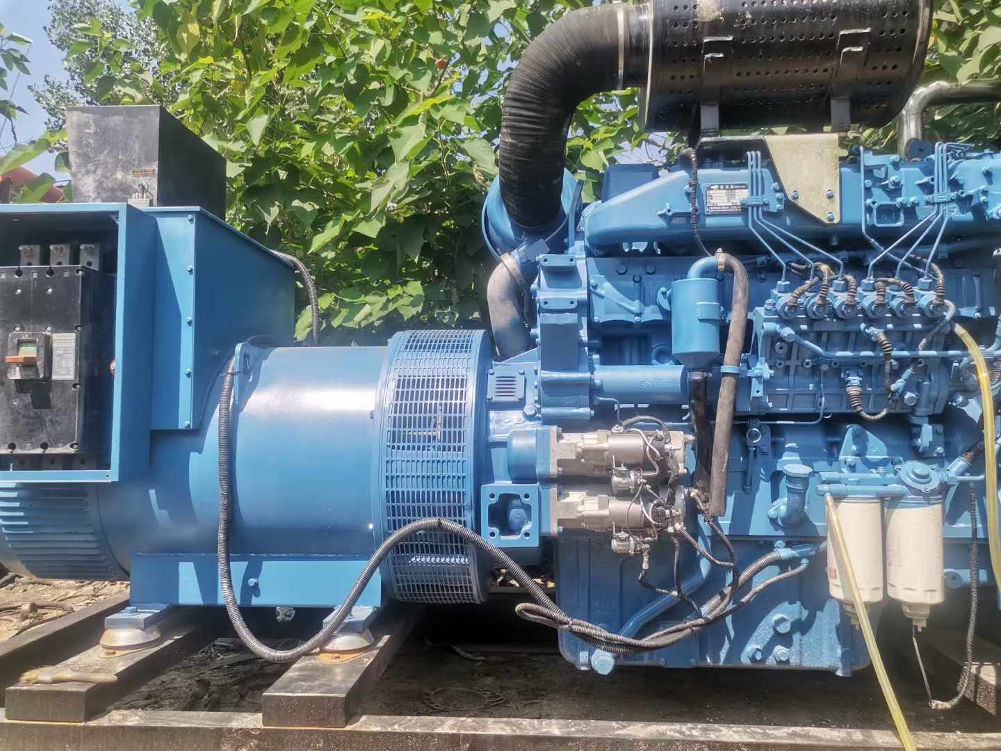 万州详细说明降低 800kW 柴油发电机输出电流波动的方法